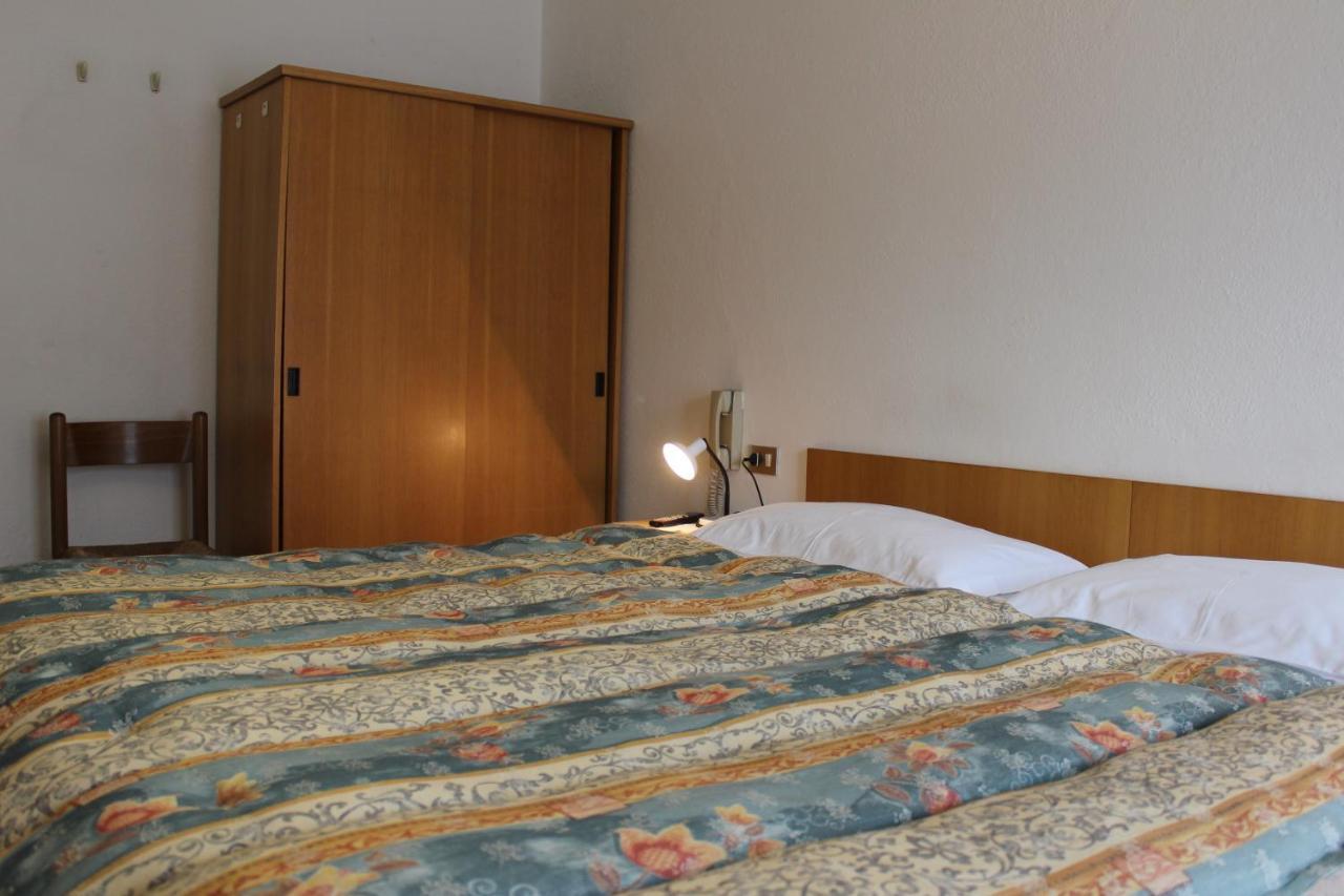 Garni Hirsch Otel Canazei Dış mekan fotoğraf
