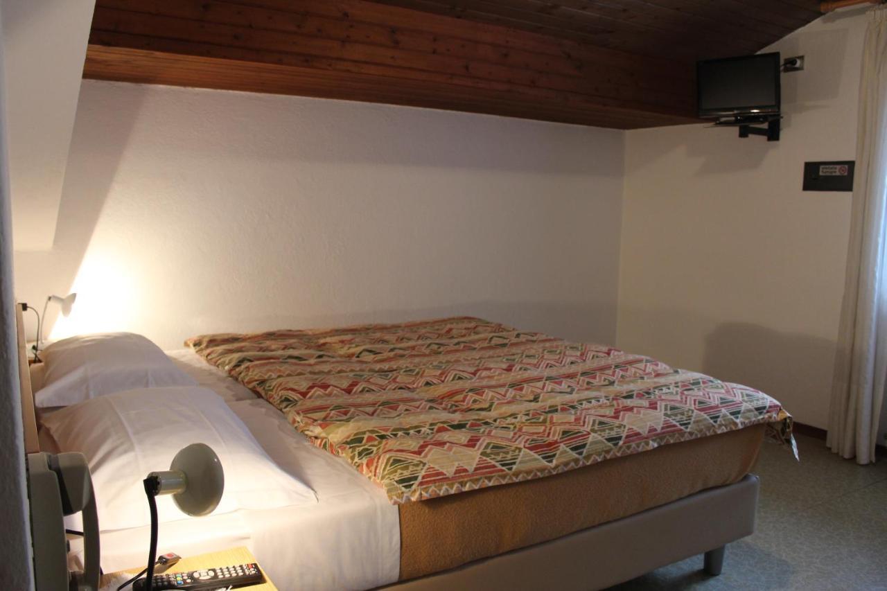 Garni Hirsch Otel Canazei Dış mekan fotoğraf